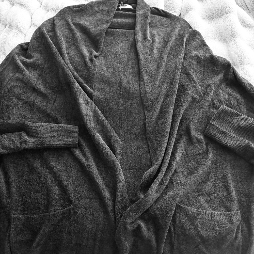 NEW BAREFOOT DREAMS COZYCHIC ULTRA LIGHT BLANKET WRAP CARDIGAN BLACK SIZE 2X